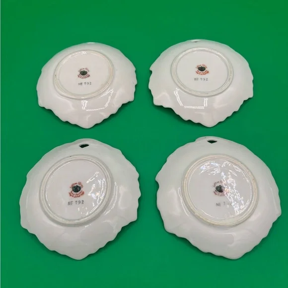 Lefton Hand Painted Porcelain Bridge Playing Card Suit Snack Dishes Set Of 4 792 - Picture 3 of 9